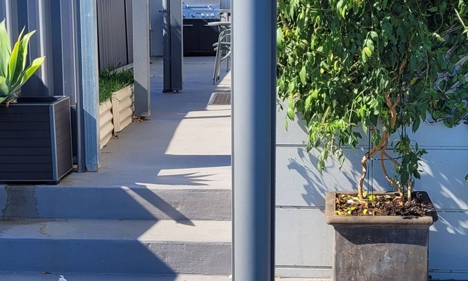 Harrington Apartment | UNIT 3 .PET-FRIENDLY .OPPOSITE WATER.GARAGE PARKING.LOWER LEVEL.