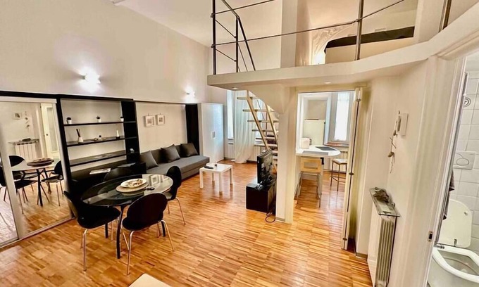 Citta Nuova-Barriera Nuova-San Vito-Citta Vecchia Apartment | [Unity Square]Elegant two-level loft.