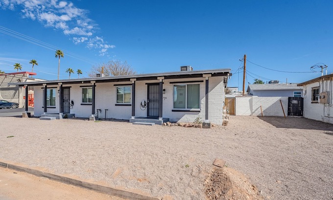 Feldman's House | University Cottage A
