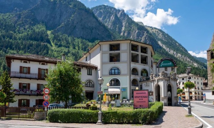 Pre-Saint-Didier Apartment | Universo by Interhome