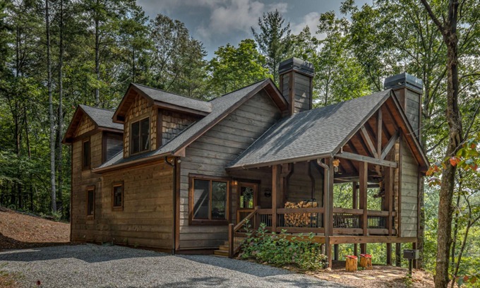 Ellijay Cabin | Unplug by Escape to Blue Ridge