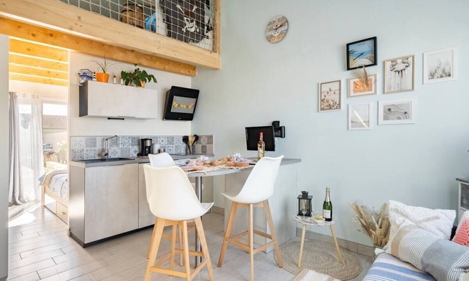 Trizay Apartment | Unusual cozy little n is, ideal location, attentive welcome