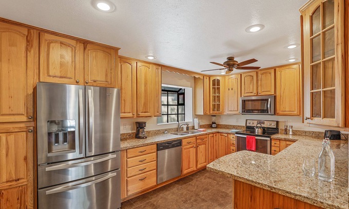 Flagstaff Cabin | Unwind and Relax at Pinecone Manor!