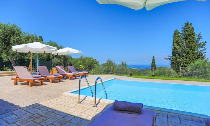 Petaleia Villa | Unwind in Luxury with Private Pool and Stunning Views - Villa Chrisdina, Corfu