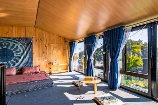 Tam Dao Apartment | Up in The Air Pinky house Tam Đảo