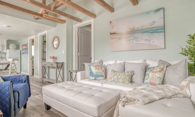 Rockaway Beach House | Updated Cottage Features Bedrooms with TVs, Full Kitchen Just Steps to Beach!