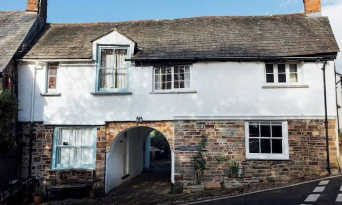 Stratton Cottage | Upper Ring O Bells x6per wkd