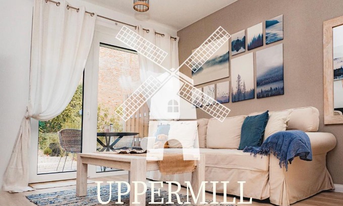 Pecs Apartment | Uppermill Suite #3