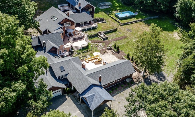 Brewster Villa | Upstate Historical Artist Villa w/firepit, pool and close to Candlewood Lake CT