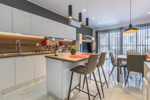Ta' Giorni Apartment | Urban Downtown Den in St Julians