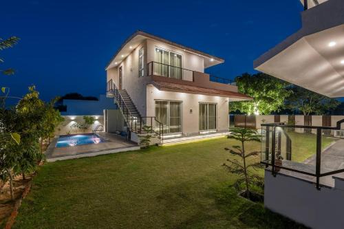 Sanganer Villa | Urban Hideout - a mini farmhouse