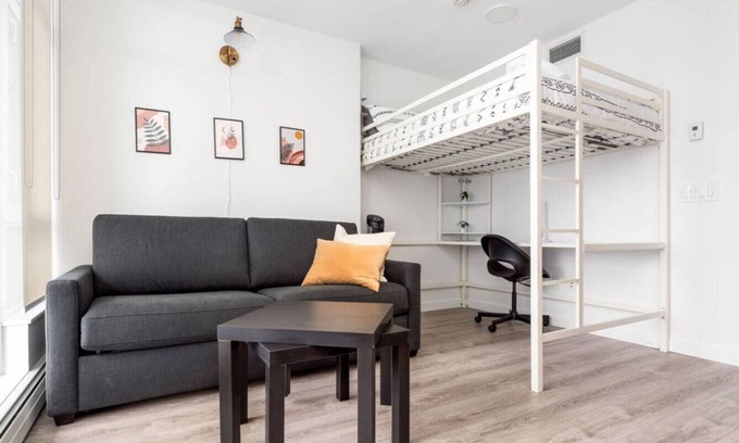 Surrey Apartment | Urban Nest in Surrey - Studio