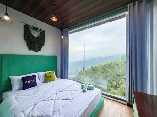 Wonosobo Hotel | Urbanview Hotels Asmaraloka Umbrella