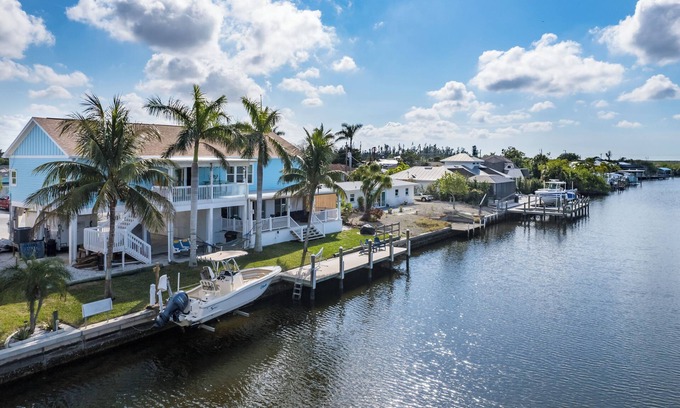 Burnt Store House | Island Life at its Finest