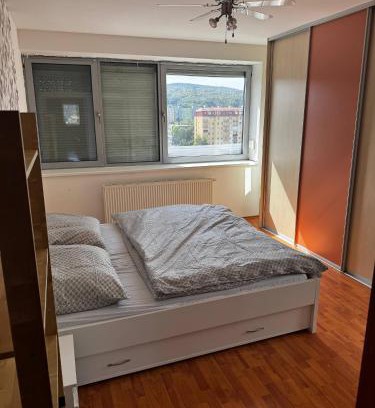 Dubravka Apartment | Výhodné ubytovanie pre rodinu alebo 4 osoby