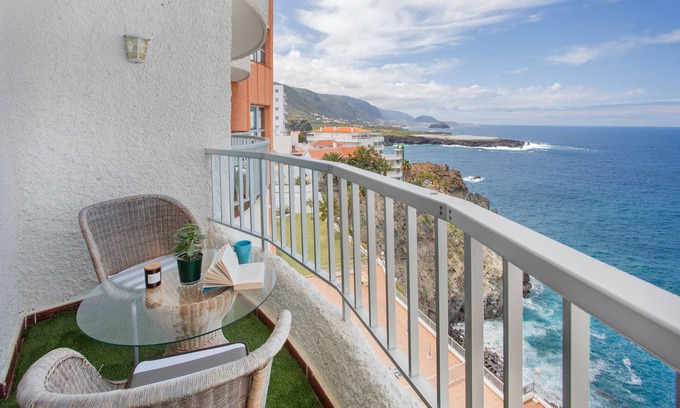 San Marcos Apartment | Vacation Apartment 'Live San Marcos' with Sea View, Private Terrace and Wi-Fi