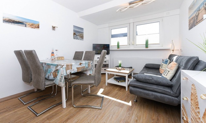 Neuharlingersiel Apartment | Vacation apartment/apartment for 5 guests with 43m² in Neuharlingersiel (150075)