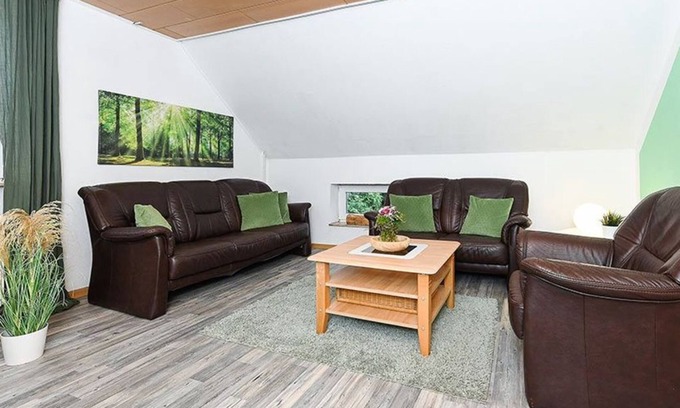 Holtriem Apartment | Vacation apartment Morgenrot - House Auszeit Crusoh in Schweindorf