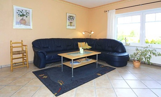 Esens Apartment | Vacation apartment Möwennest - Hof Lück