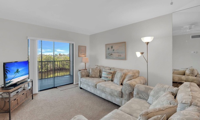 South Island Condo | Vacation At Admiral's Bay 148! Fun In The Sun! 2B/2B Condo Walk To Beach!