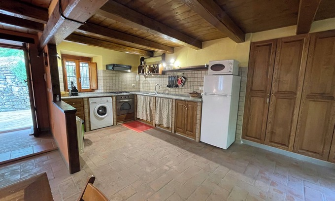 Pratovecchio House | Vacation Home MULINO DI VALIANA - ancient mill from the 1200s