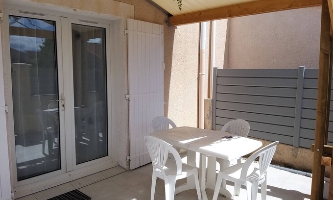 Vic-la-Gardiole House | Vacation home 5 minutes from the sea by car between Sete and Montpellier.