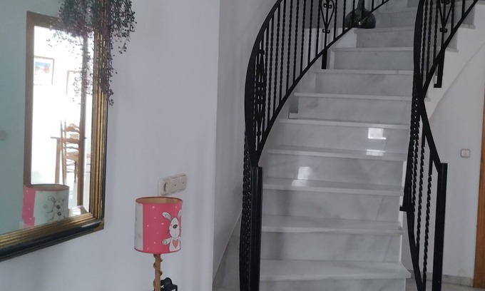 Murchas House | Vacation Home "El Naranjo Azul" with Mountain View, 2 Balconies & Wi-Fi