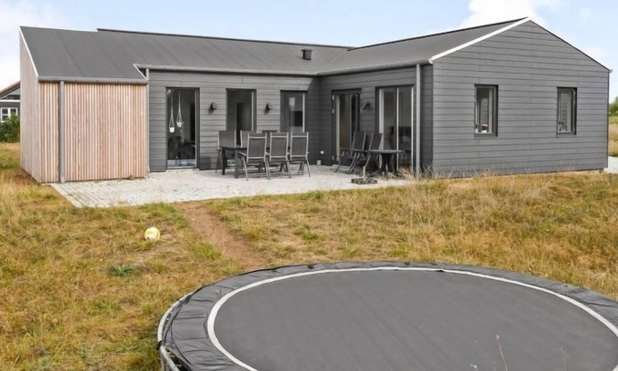 Skjern House | Vacation home "Enno" - 400m to the inlet in Western Jutland in Skjern - 10 persons, 4 bedrooms