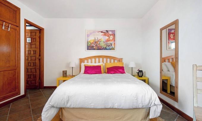 Los Silos House | Vacation home La Casita Canaria y Lagar with Sea & Mountain View, Terrace & BBQ