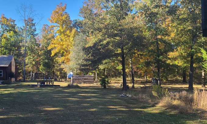 Gatewood House | Vacation Home next to Mark Twain National Forrest and Eleven Point Scenic River.