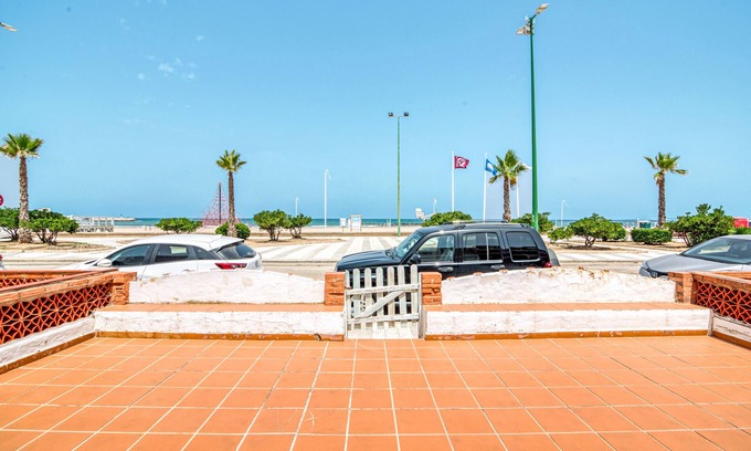 Oliva House | Vacation Home "Oliva Primera Linea" with Sea View, Private Terrace & Wi-Fi