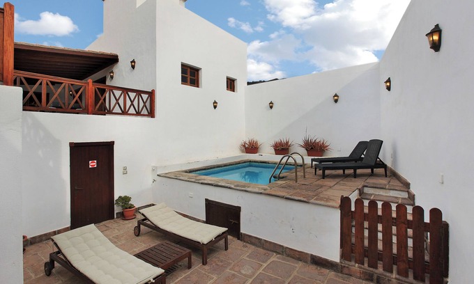 Los Silos House | Vacation Home “Rincón de Daute” with Sea View, Mountain View, Pool, Wi-Fi & Terrace