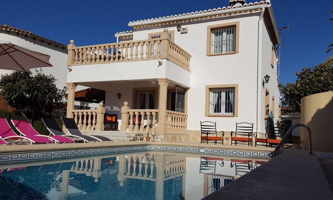 Els Poblets Villa | Vacation home with private pool, 2 bedrooms, WiFi, air conditioning, free parking
