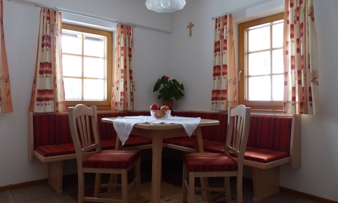 Innervillgraten Apartment | Vacation on a bio-farm