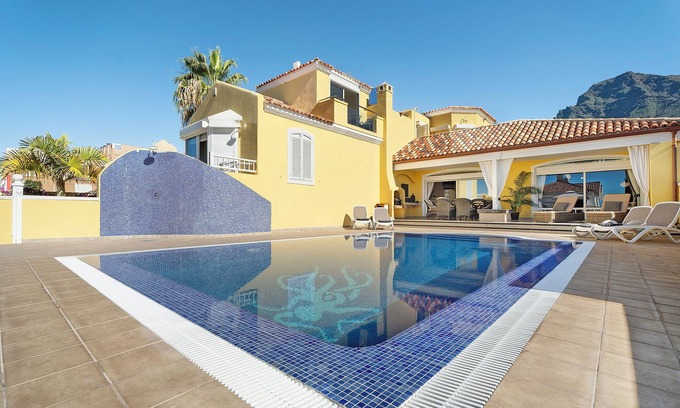 Costa Adeje Villa | Vacation Villa 'Romano' with Sea View, Private Pool and Wi-Fi