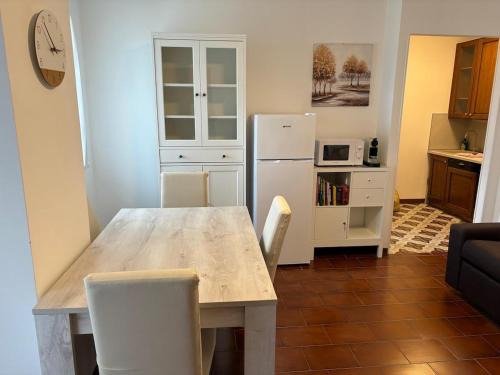 Taleggio Apartment | Val Taleggio 4 posti con Camino Check in 24h WiFi