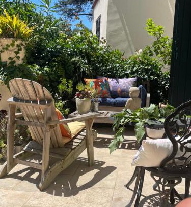 California - Pezou Bed & Breakfast | Valbois