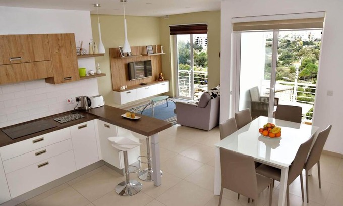 Mosta Apartment | Valley of Honey Apartment