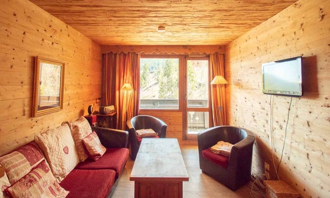 Les Avanchers-Valmorel Apartment | Valmorel: 3-Room Apartment, 6 Pers., WiFi, Balcony, Ski Locker