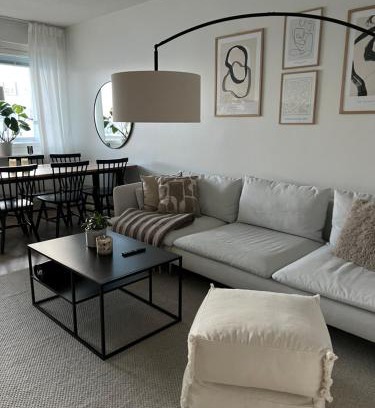 Vaasa Apartment | Valoisa kaksio merimaisemalla keskustassa