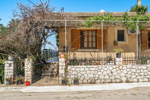 Angon House | Vangelis studio 2