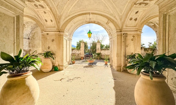 Meta Bed & Breakfast | Vanvitelli Palace B&b