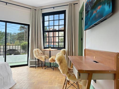 Abernessia House | Varanda Wi-Fi Centro Comercial Espaço HomeOffice