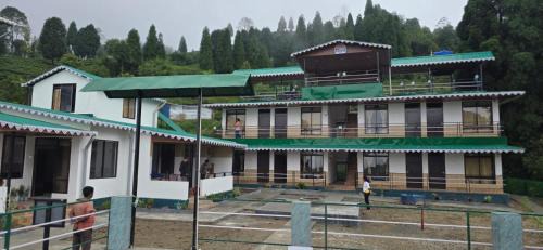 Kurseong Hotel | Vedangan Resort Sittong