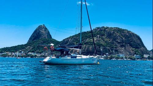 Ilha Grande Boat Rental | Veleiro Morada - charters and sailing experiences