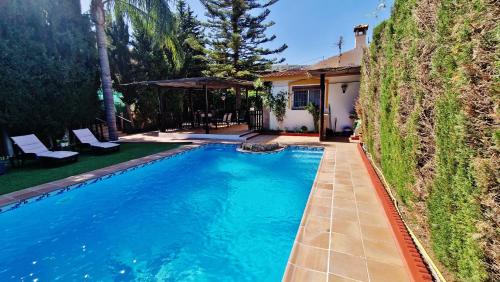 Velez de Benaudalla House | Velez Nazari Cortijo Azud