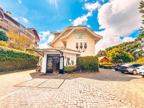 Vila Inglesa Hotel | VELINN Pousada Chateau do Luar Prime