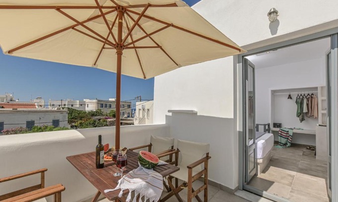 Naxos Apartment | Venetian Suites II