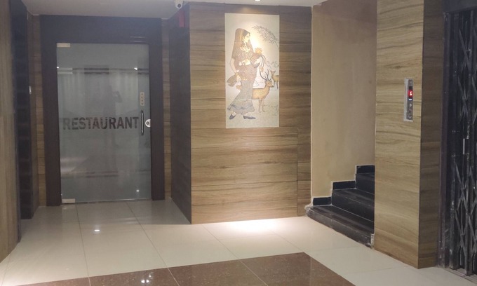 Warangal Hotel | Venkateshwara Mitra Residency