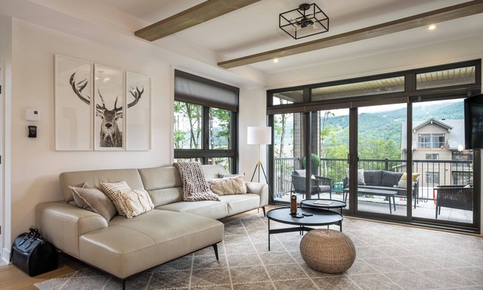 Mont-Tremblant Condo | Verbier 101 La Belle | Cozy | Mountain View | Tremblant Living